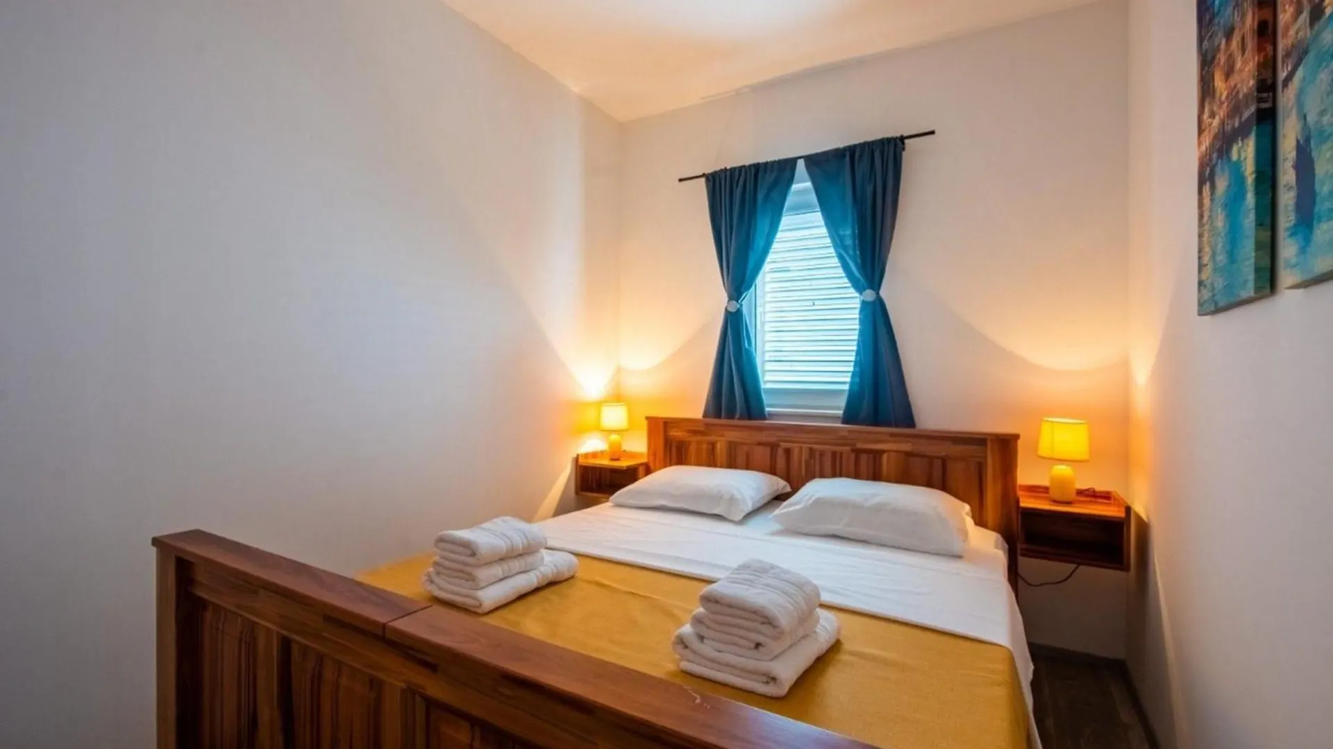 Charming And Tranquil Kastel Gomilica Apartment With Balcony And Patio Kastela