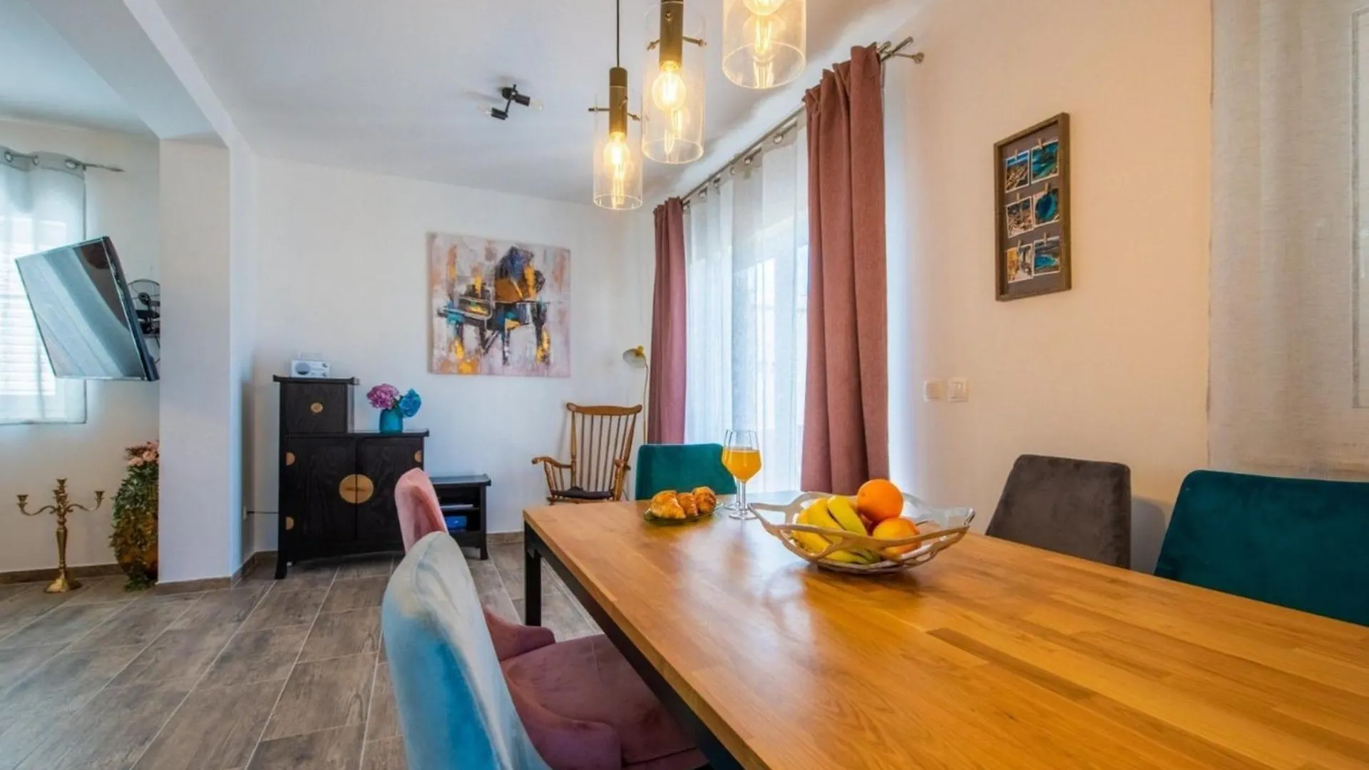 Charming And Tranquil Kastel Gomilica Apartment With Balcony And Patio Kastela