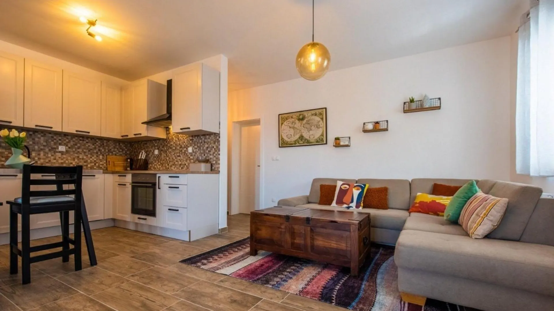 Charming And Tranquil Kastel Gomilica Apartment With Balcony And Patio Kastela Croatia