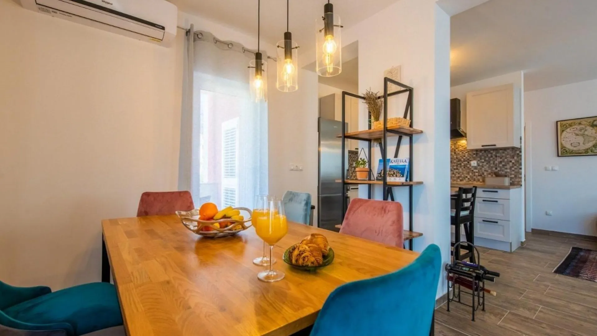 Charming And Tranquil Kastel Gomilica Apartment With Balcony And Patio Kastela